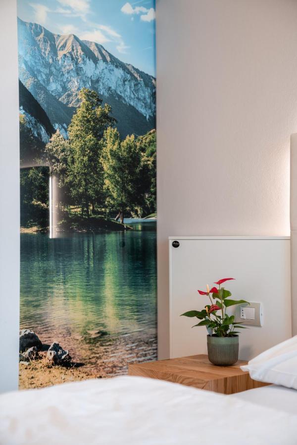 Hotel Rolly Riva del Garda Exteriör bild